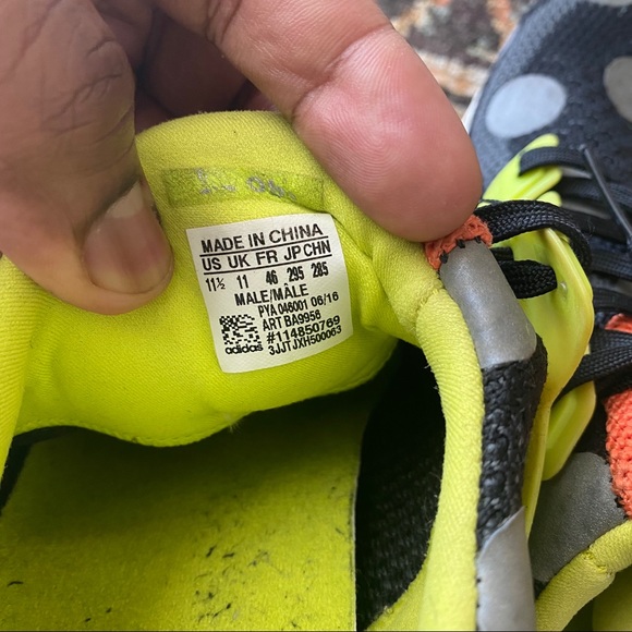 Adidas UltraBOOST KOLOR 2.0 - Picture 5 of 8